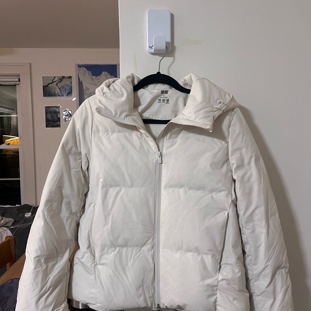 Uniqlo White Puffer Jacket
